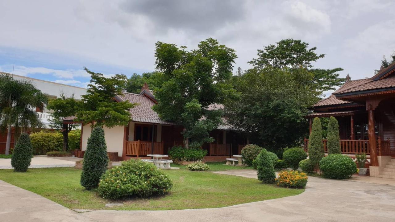 Baan Maneekan Sukhothai Exterior foto